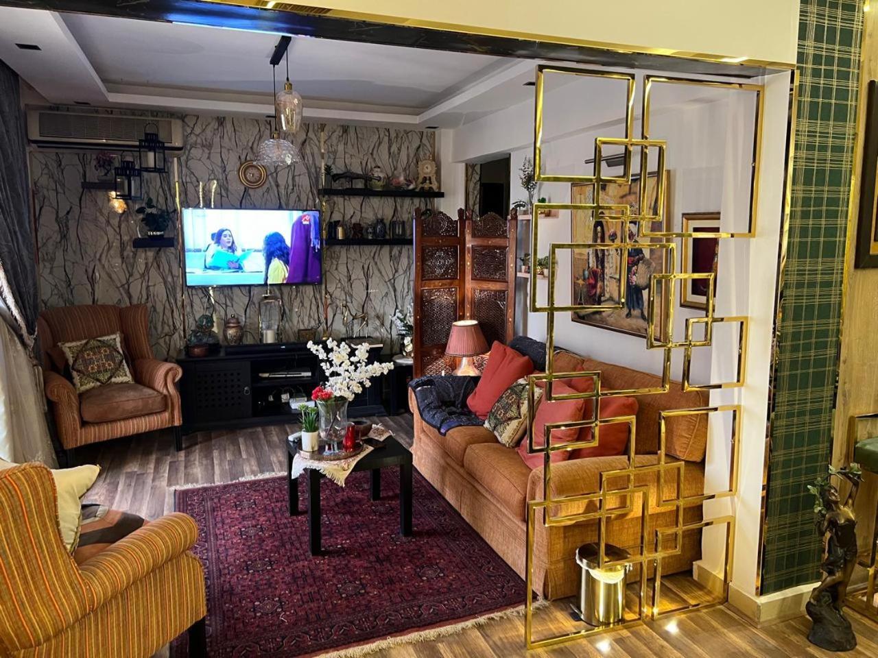 Appartamento شقه مفروشه فاخره بالقاهره الجديده New Cairo Esterno foto